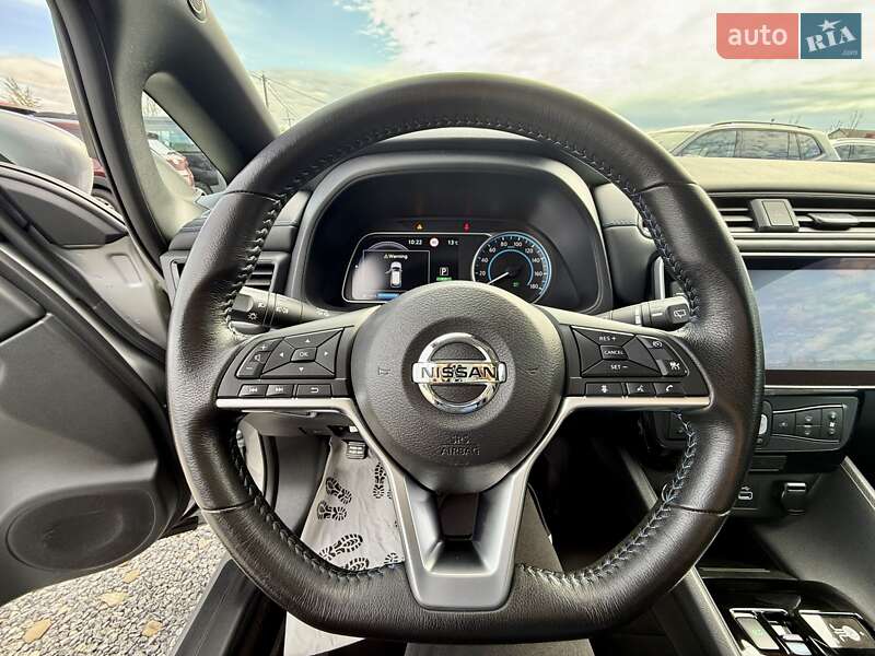 Хетчбек Nissan Leaf 2020 в Самборі