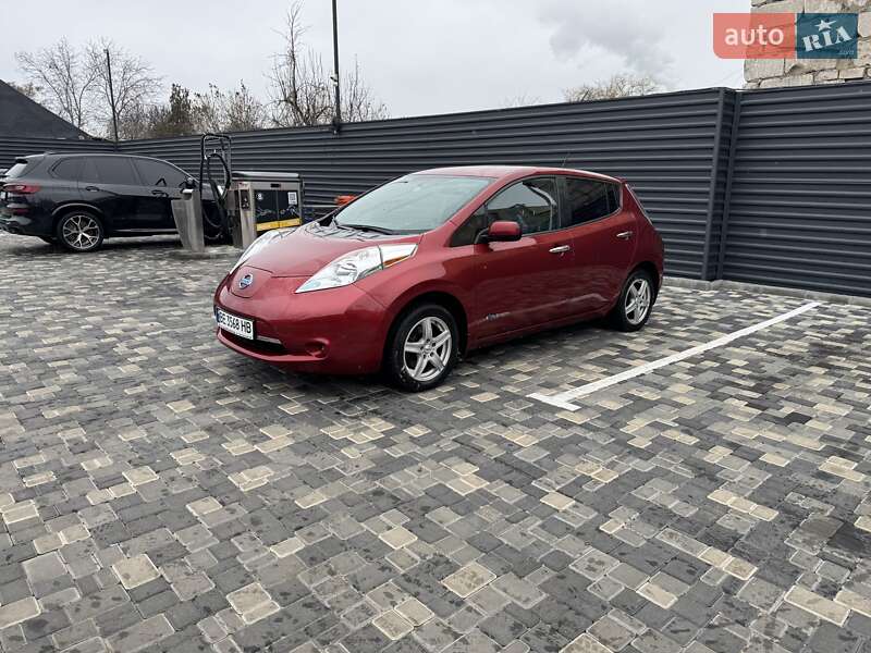 Nissan Leaf 2014