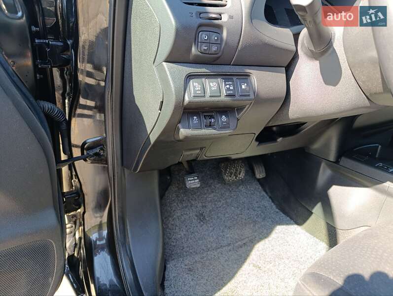 Хетчбек Nissan Leaf 2014 в Петриківці