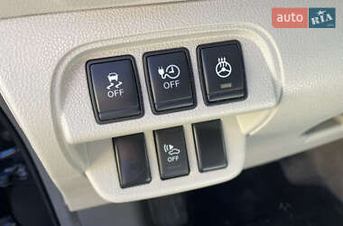 Хэтчбек Nissan Leaf 2012 в 