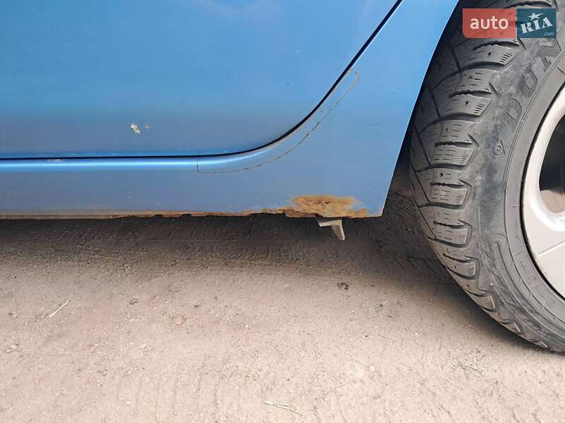 Хетчбек Nissan Leaf 2012 в Кропивницькому фото 12 Хетчбек Nissan Leaf 2012 в Кропивницькому