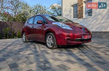 Хэтчбек Nissan Leaf 2014 в 