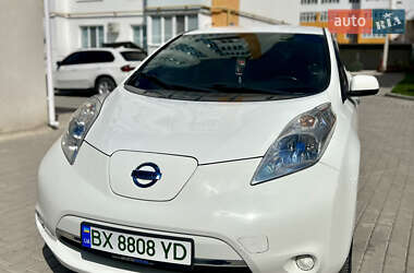 Хэтчбек Nissan Leaf 2013 в Каменец-Подольском