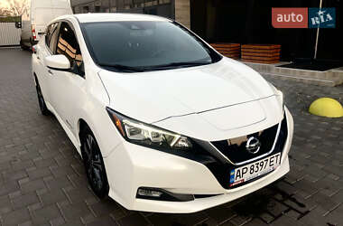 Хэтчбек Nissan Leaf 2018 в Киеве