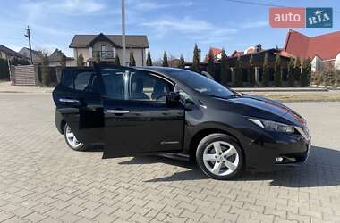 Хэтчбек Nissan Leaf 2018 в Хмельницком