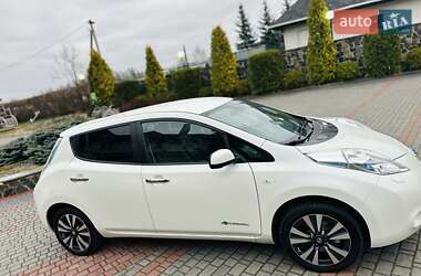 Хэтчбек Nissan Leaf 2014 в 