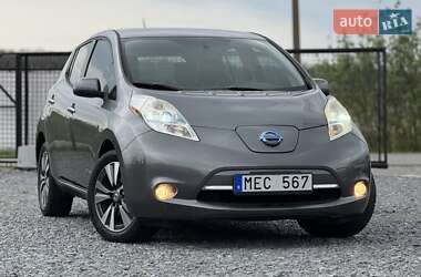 Хэтчбек Nissan Leaf 2015 в 