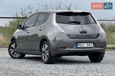 Хэтчбек Nissan Leaf 2015 в 
