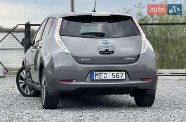 Хэтчбек Nissan Leaf 2015 в 