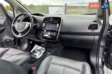 Хэтчбек Nissan Leaf 2015 в 