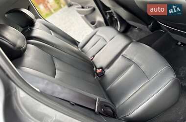 Хэтчбек Nissan Leaf 2015 в 