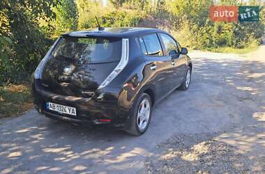 Хэтчбек Nissan Leaf 2014 в 