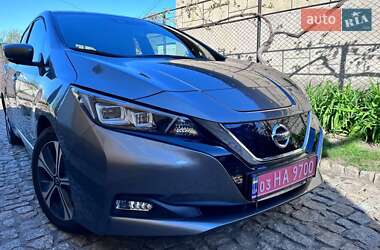 Хетчбек Nissan Leaf 2020 в Первомайську