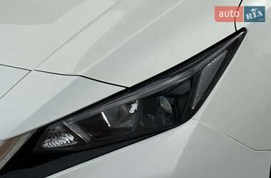 Хетчбек Nissan Leaf 2021 в 