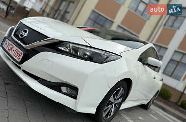 Хетчбек Nissan Leaf 2021 в 