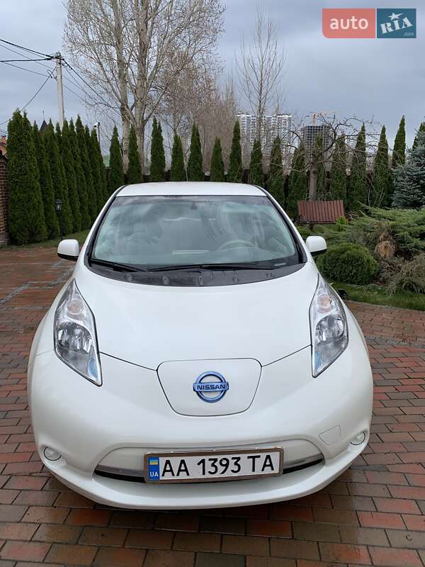 Nissan Leaf 2016