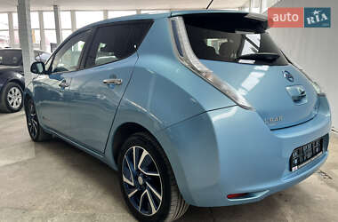 Хэтчбек Nissan Leaf 2015 в 