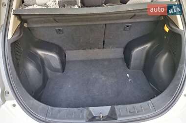 Хетчбек Nissan Leaf 2013 в 