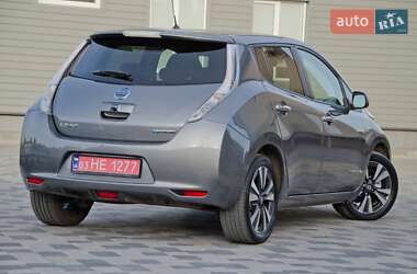Хэтчбек Nissan Leaf 2017 в 
