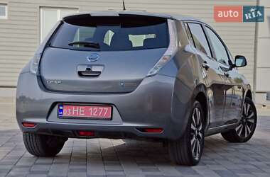 Хэтчбек Nissan Leaf 2017 в 
