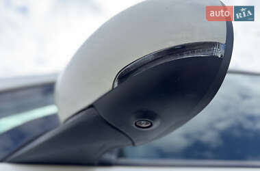 Хэтчбек Nissan Leaf 2019 в 