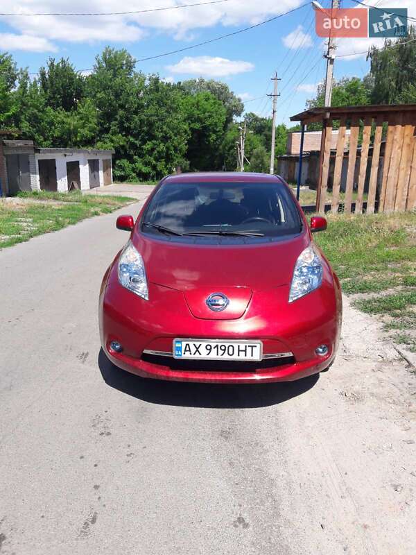 Nissan Leaf 2014