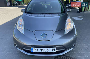 Хетчбек Nissan Leaf 2014 в 