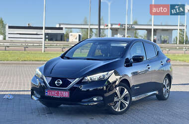 Хэтчбек Nissan Leaf 2018 в 