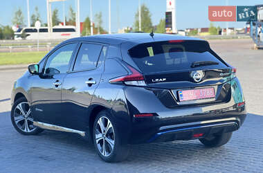 Хэтчбек Nissan Leaf 2018 в 