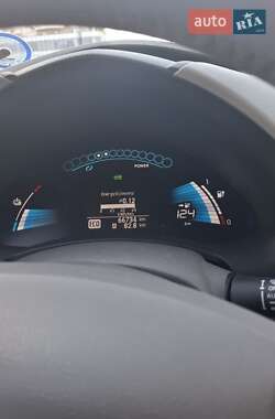 Хетчбек Nissan Leaf 2012 в Запоріжжі