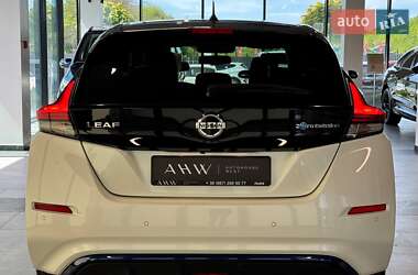 Хетчбек Nissan Leaf 2020 в 