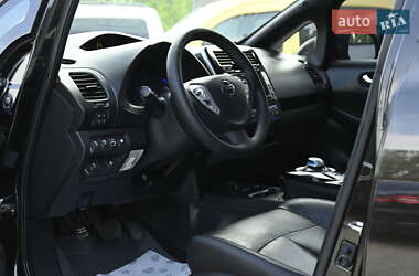 Хэтчбек Nissan Leaf 2016 в 
