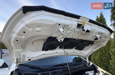 Хэтчбек Nissan Leaf 2019 в 