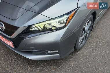 Хэтчбек Nissan Leaf 2018 в 