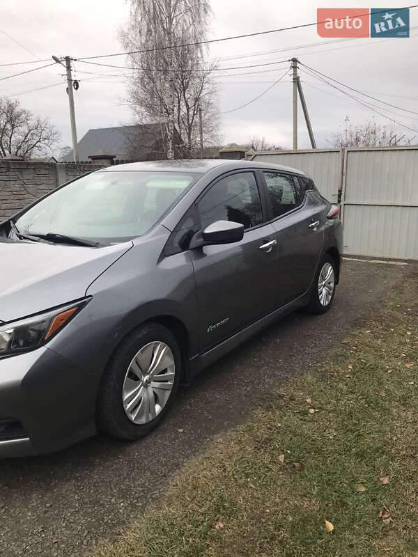 Хэтчбек Nissan Leaf 2018 в Луцке