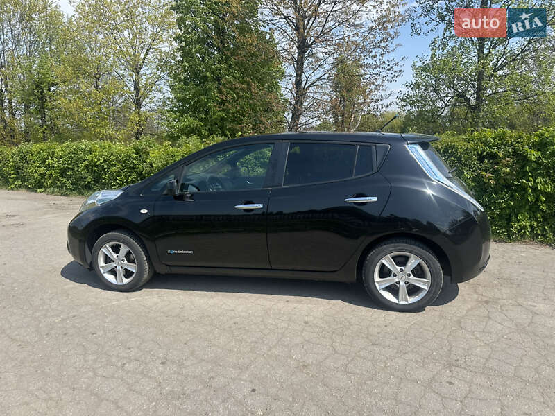Хетчбек Nissan Leaf 2014 в Житомирі