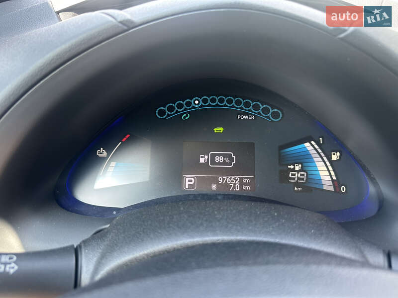 Хетчбек Nissan Leaf 2014 в Житомирі