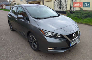 Хэтчбек Nissan Leaf 2018 в Одессе