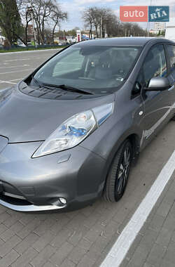 Хэтчбек Nissan Leaf 2016 в Одессе