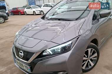 Хетчбек Nissan Leaf 2019 в 