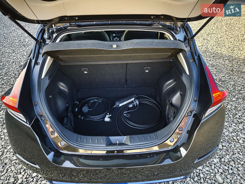 Хетчбек Nissan Leaf 2021 в Луцьку