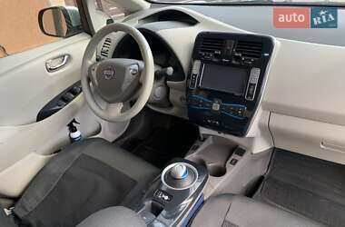 Хетчбек Nissan Leaf 2012 в 