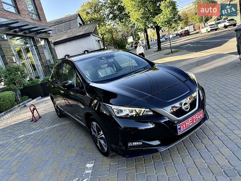Хетчбек Nissan Leaf 2019 в Києві