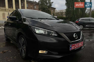 Хетчбек Nissan Leaf 2018 в Миколаєві