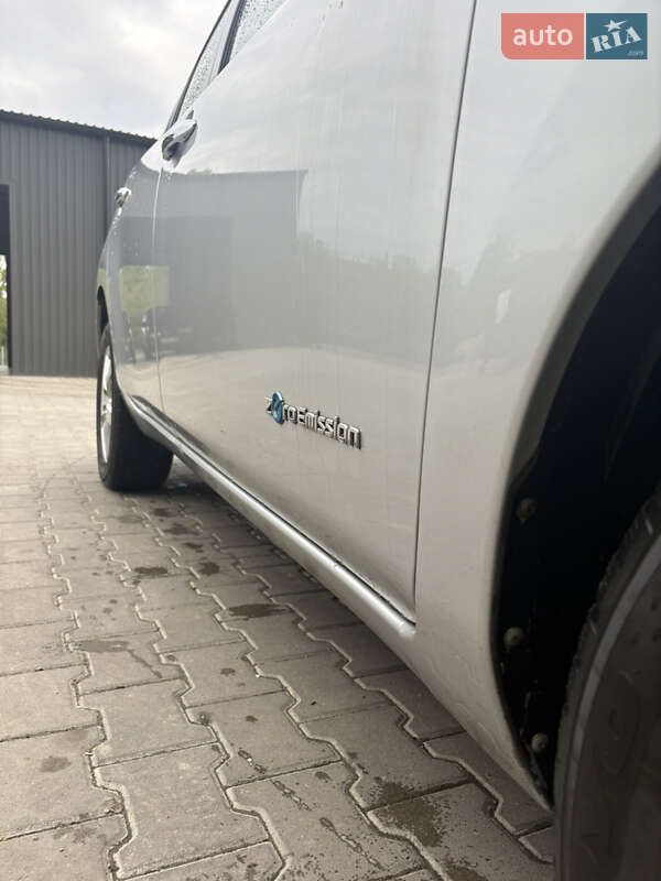 Хетчбек Nissan Leaf 2011 в Львові