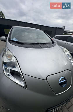 Хетчбек Nissan Leaf 2011 в Львові