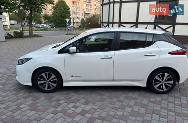 Хетчбек Nissan Leaf 2019 в 