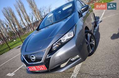 Хетчбек Nissan Leaf 2018 в 