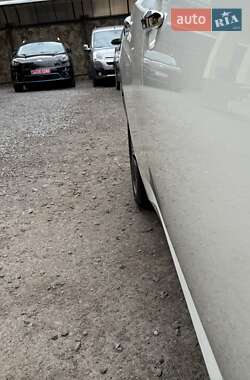 Хэтчбек Nissan Leaf 2020 в 