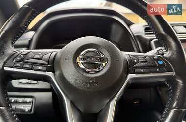 Хэтчбек Nissan Leaf 2020 в 